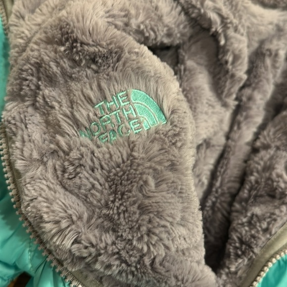 Girls Reversible NORTH FACE Puffy Jacket - size 14/16 (L) - Picture 10 of 10